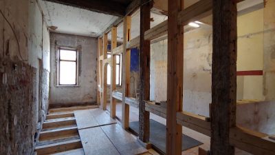 Fachwerk bei Restaurieung im Innenbereich