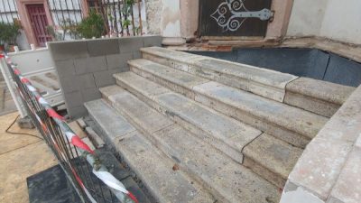 Treppe aus Naturstein